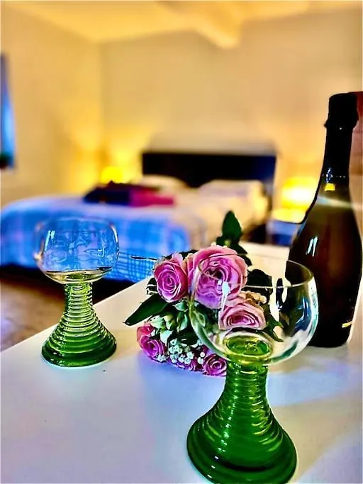 Flat In The House & Dog Friendly Apartment Prague