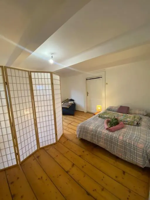Flat In The House & Dog Friendly Apartment Prague