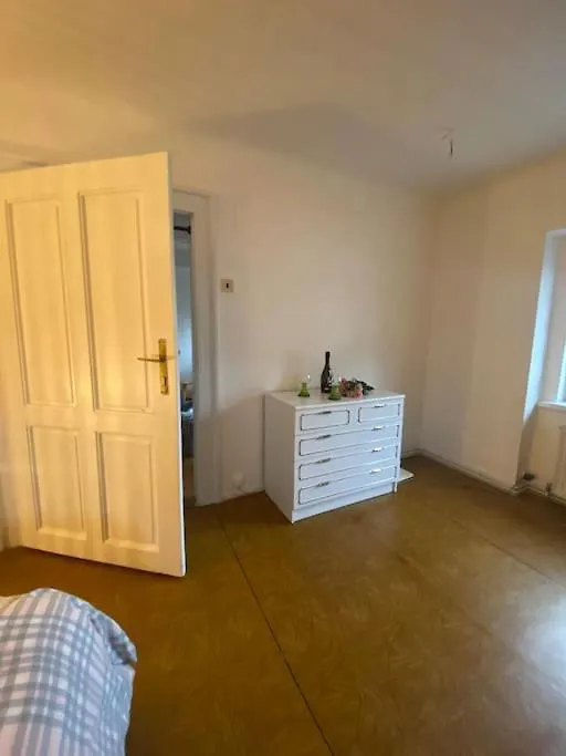 Flat In The House & Dog Friendly Apartment Prague